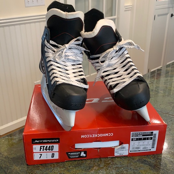 CCM Other - CCM Men’s Skates  🏒 🇱🇷